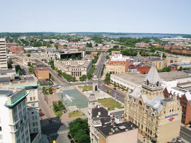Aerial view of Syracuse showing a municipal park and buildings